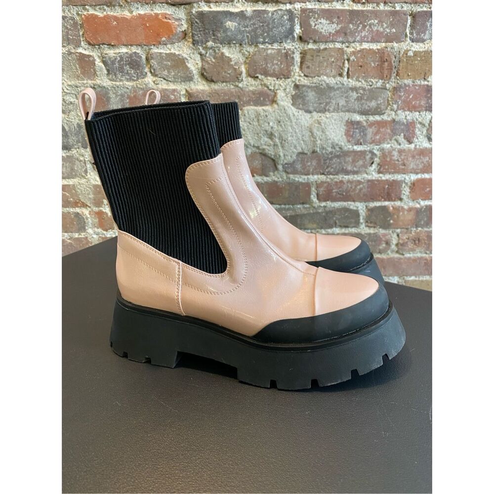Circus by Sam Endelman Black Pink PU Leather Pull-on Chelsea Boots